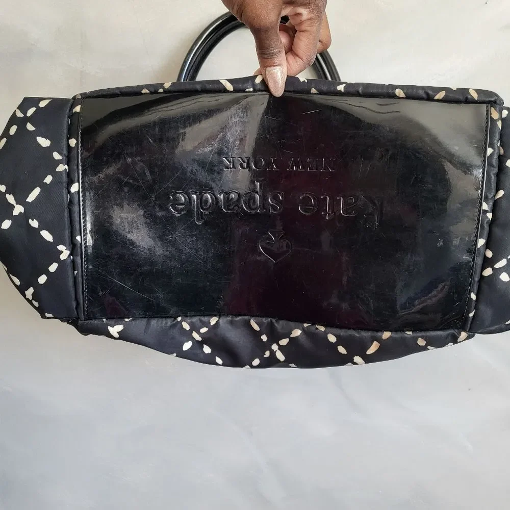 Kate Spade Stevie Large Diaper Bag Sew Be It Black and White 20 x 10 x 8'D